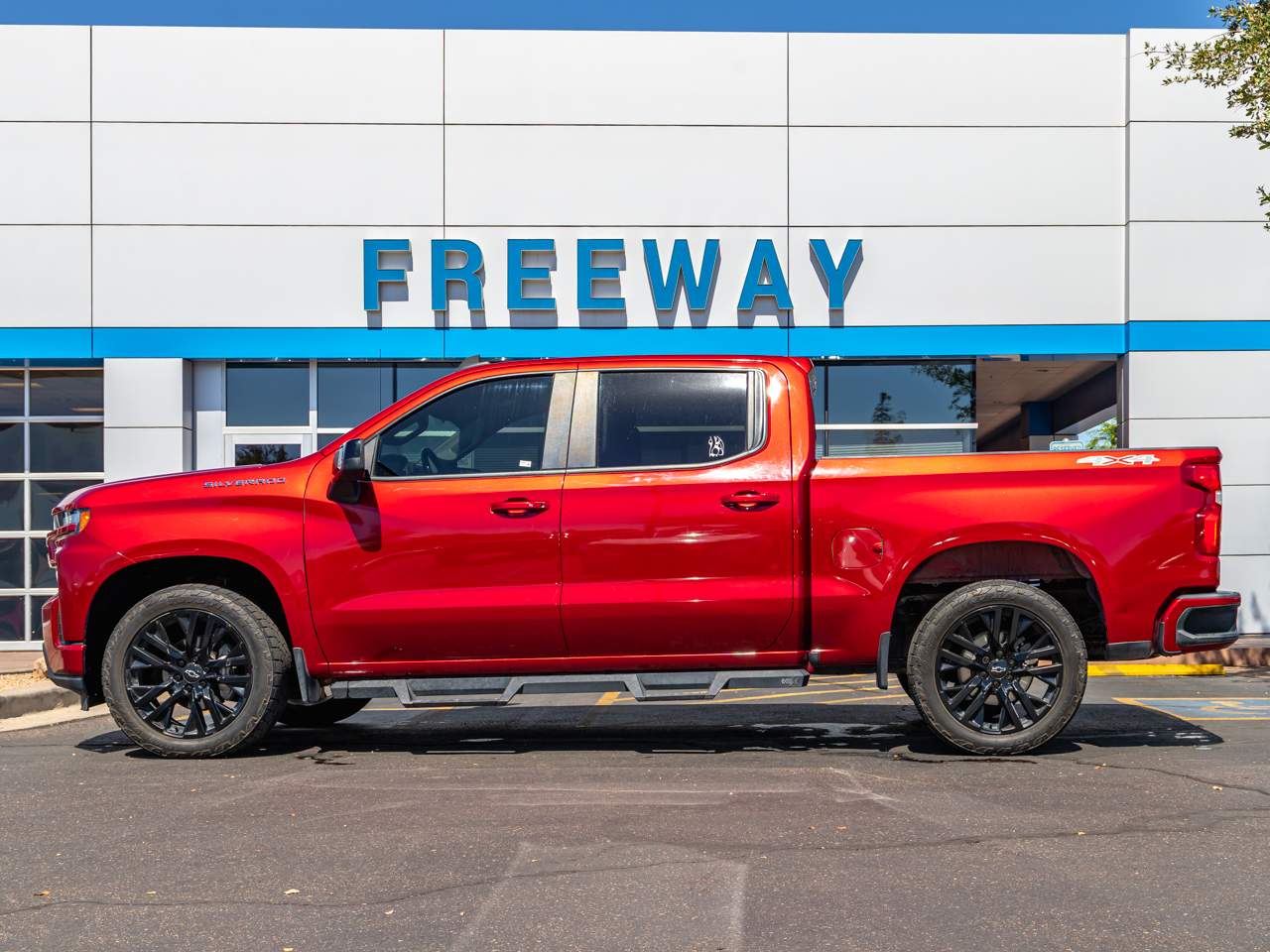 chevrolet silverado 1500 2021 1GCUYEED7MZ139997 image